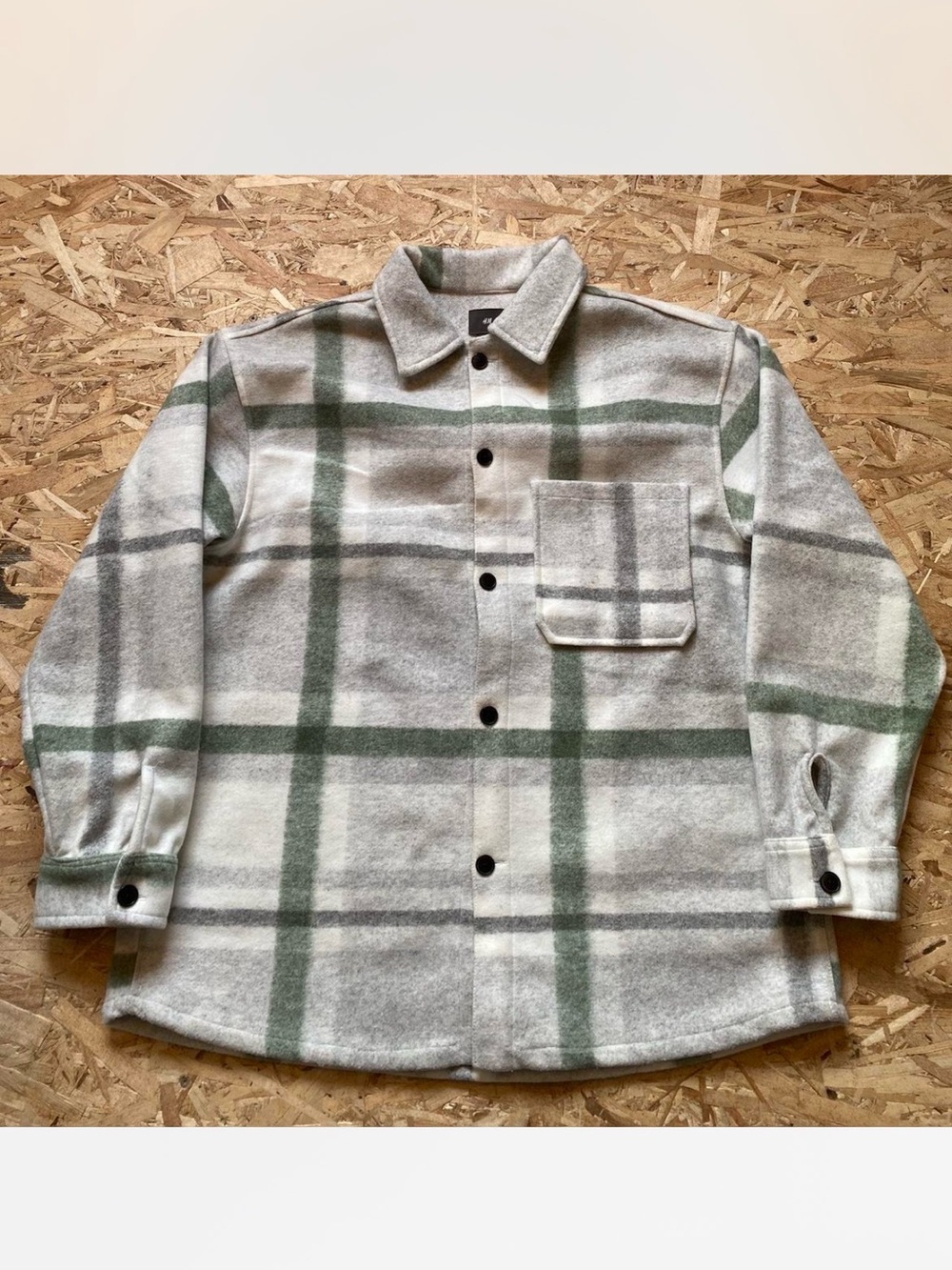 H&M Cream, Gray & Green Plaid Button-Up Overshirt